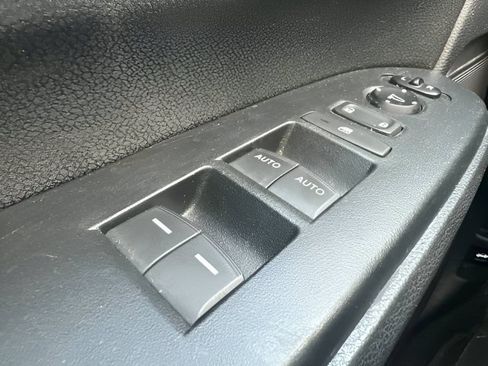 Used 2021 Honda CR-V EX image 16