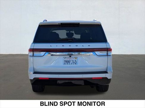 Used 2024 Lincoln Navigator Black Label AWD/4WD image 4