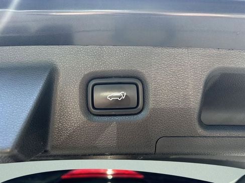 Used 2023 Hyundai Santa Fe SEL FWD image 15