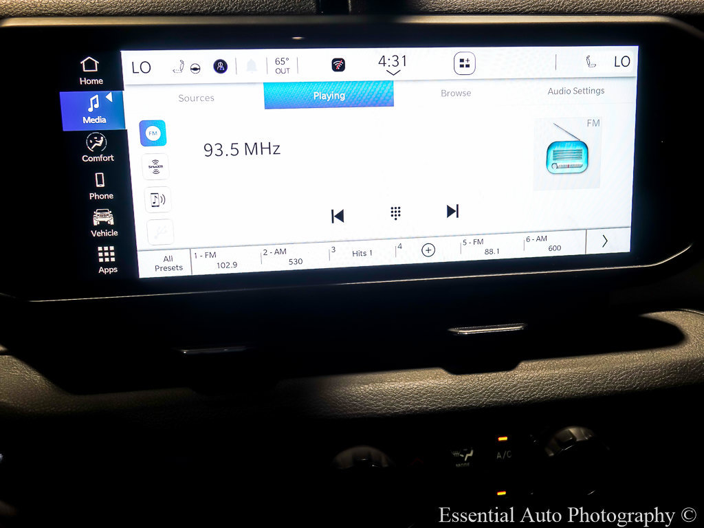 Used 2024 Jeep Wrangler Sport AWD/4WD image 18