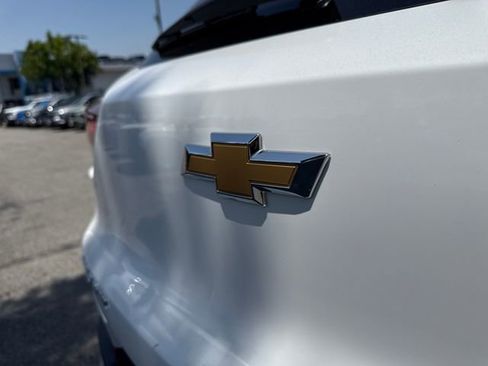Certified 2025 Chevrolet TrailBlazer LT AWD/4WD image 30