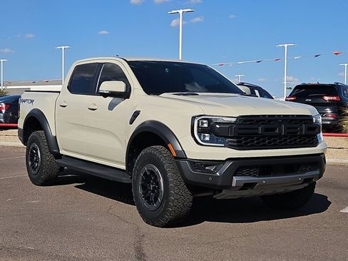 Used 2025 Ford Ranger Raptor AWD/4WD image 3