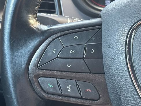 Used 2020 Dodge Challenger SXT image 16