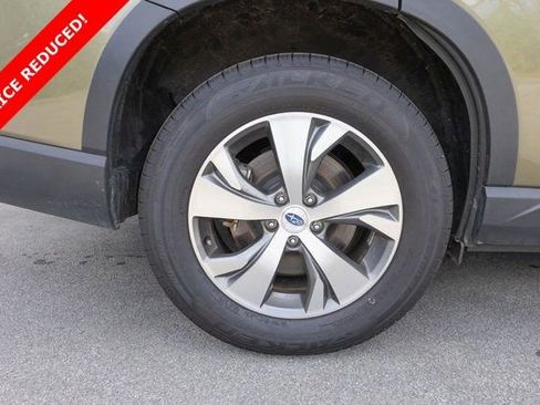 Used 2024 Subaru Ascent Premium w/ Convenience Package AWD/4WD image 10