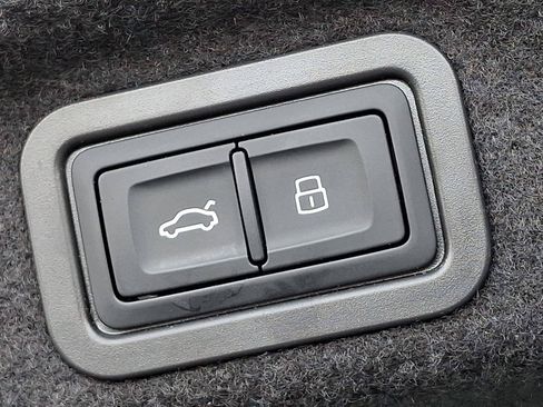 Certified 2026 Audi A6 Prestige w/ Prestige Package AWD/4WD image 30