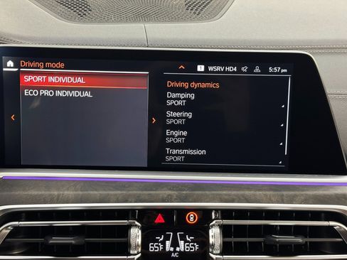 Used 2022 BMW X7 xDrive40i w/ M Sport Package image 27