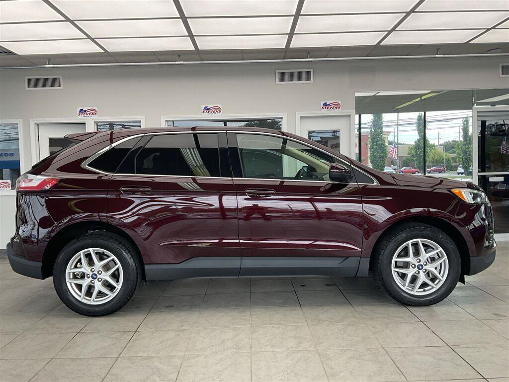 Used 2022 Ford Edge SEL w/ Convenience Package AWD/4WD image 3