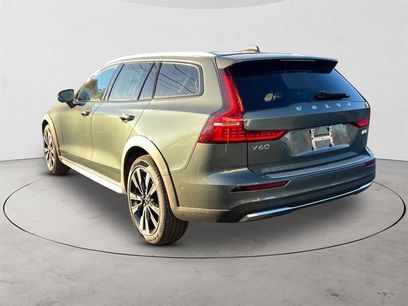 New 2026 Volvo V60 B5 Cross Country Ultra w/ Protection Package Premier