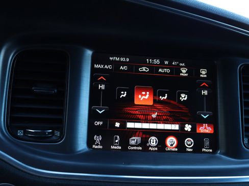 Used 2016 Dodge Charger R/T w/ Navigation & Travel Group image 24