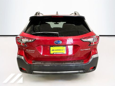 Used 2023 Subaru Outback Premium image 6