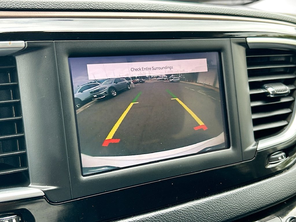 Used 2022 Chrysler Voyager LX FWD image 13