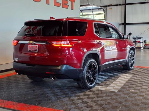 Used 2019 Chevrolet Traverse LT AWD/4WD image 8