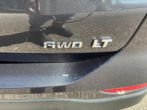 Used 2022 Chevrolet Equinox LT image 27