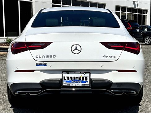 Used 2025 Mercedes-Benz CLA 250 4MATIC image 4