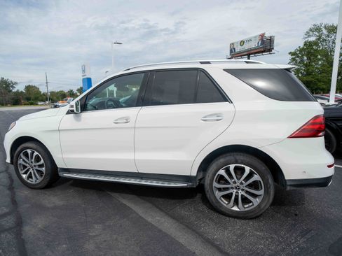 Used 2018 Mercedes-Benz GLE 350 4MATIC image 4