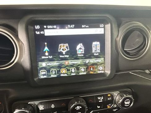 Used 2023 Jeep Wrangler Unlimited w/ Cold Weather Group AWD/4WD image 20