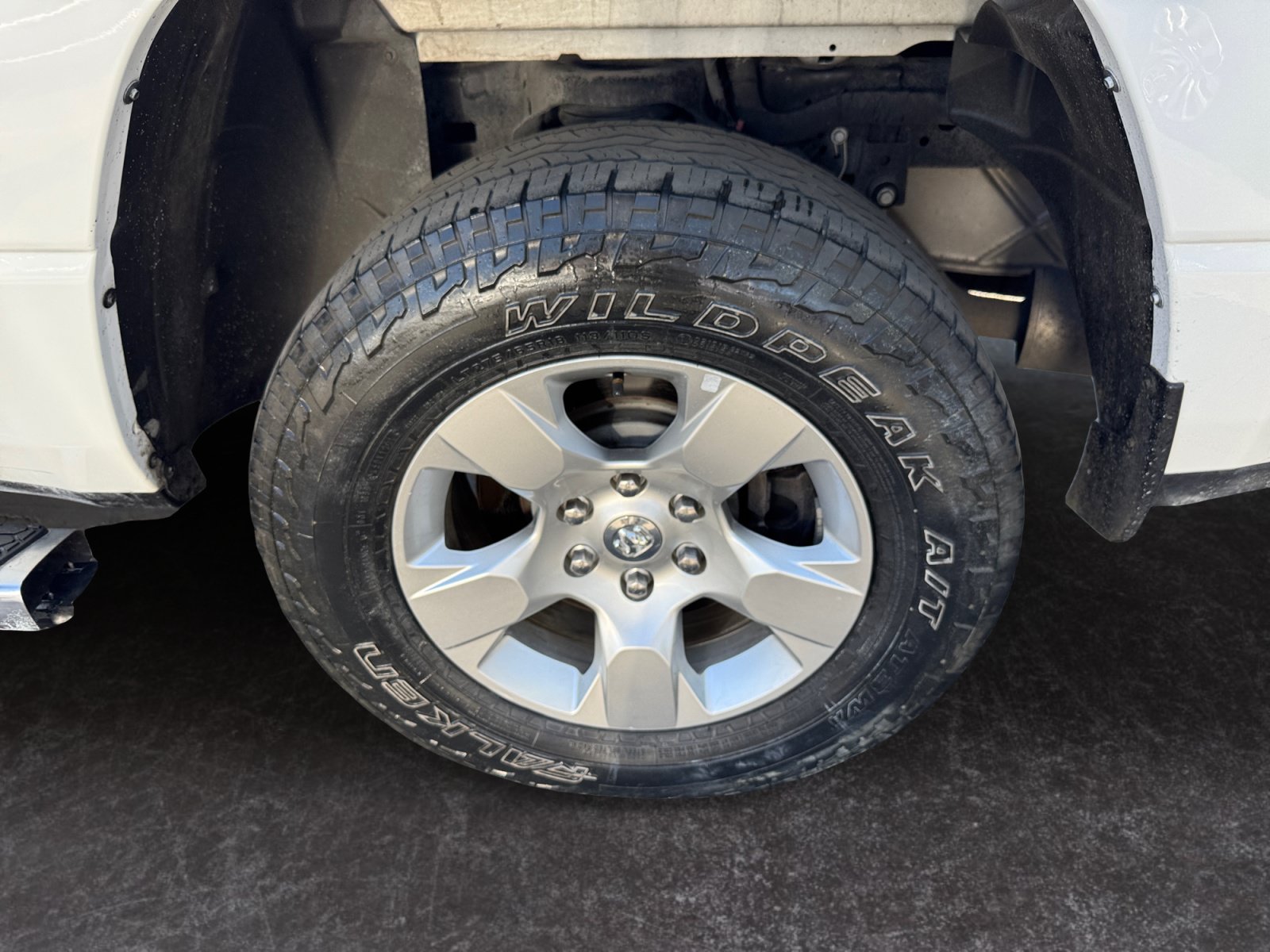 Used 2022 RAM 1500 Big Horn AWD/4WD image 14