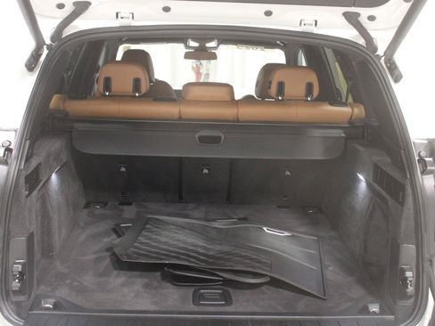 Used 2025 BMW X5 xDrive40i w/ M Sport Package AWD/4WD image 25