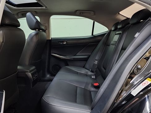 Used 2015 Lexus IS 250 RWD image 13