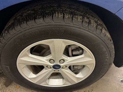 Used 2022 Ford Edge SE image 6