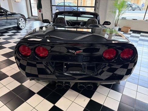 Used 2010 Chevrolet Corvette Grand Sport w/ Preferred Equipment Group RWD image 5