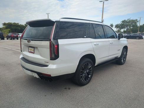 Used 2023 Cadillac Escalade V w/ Heavy-Duty Trailer Package AWD/4WD image 6