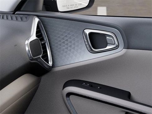 New 2025 Kia Soul LX image 26