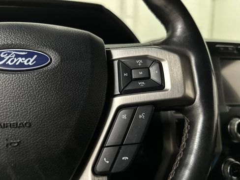 Used 2020 Ford F150 Platinum w/ Equipment Group 701A Luxury AWD/4WD image 43