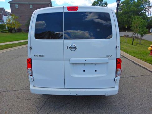 Used 2020 Nissan NV200 SV FWD image 6