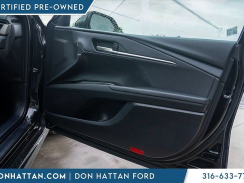 Used 2025 Toyota Camry SE FWD image 22