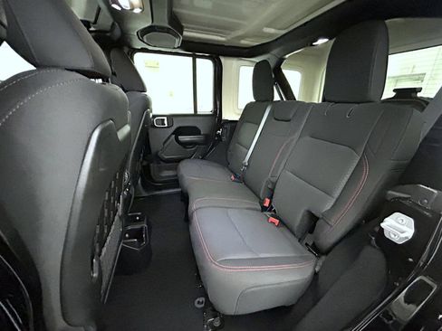 Used 2020 Jeep Wrangler Unlimited Rubicon AWD/4WD image 19