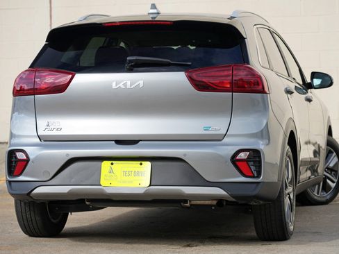 Used 2022 Kia Niro EX Premium FWD image 4
