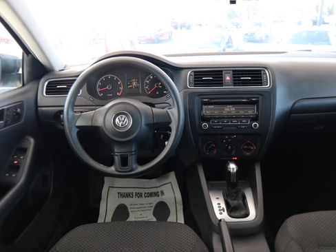 Used 2014 Volkswagen Jetta S image 30