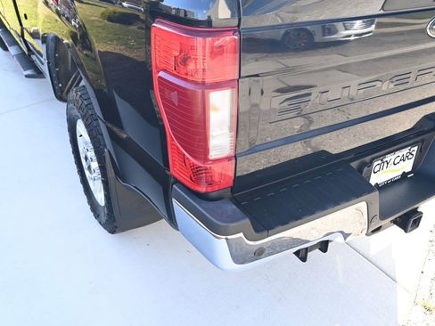 Used 2021 Ford F250 XLT w/ Camper Package image 13