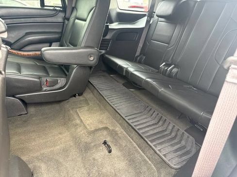 Used 2016 Chevrolet Tahoe LTZ AWD/4WD image 32