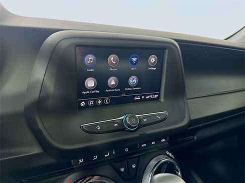 Used 2020 Chevrolet Camaro LT image 25