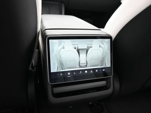 Used 2025 Tesla Model 3 Long Range RWD image 27