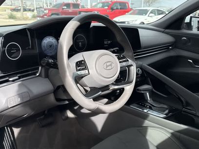 Used 2025 Hyundai Elantra SEL
