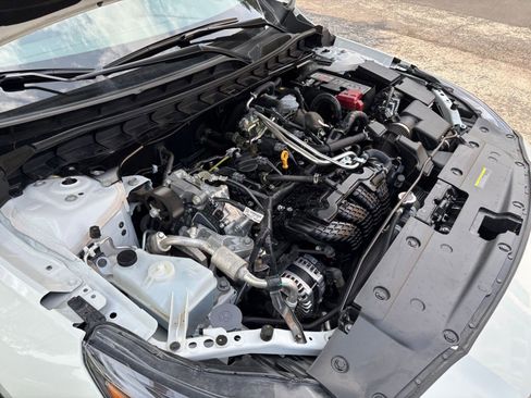 Used 2025 Nissan Altima 2.5 SV FWD image 27