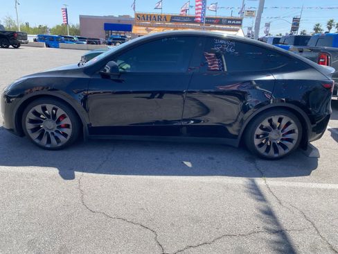 Used 2021 Tesla Model Y Performance AWD/4WD image 9