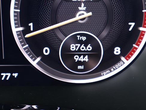 Used 2024 Bentley Continental GT V8 image 29