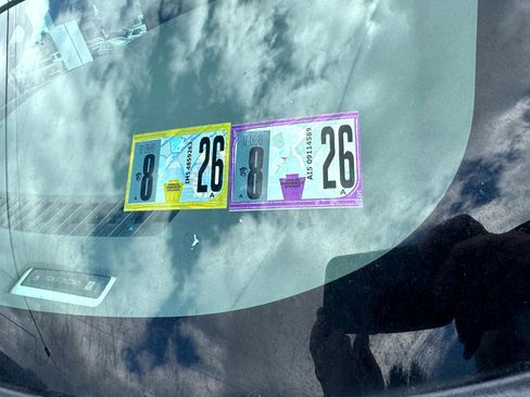 Used 2019 Chevrolet Express 2500 image 3