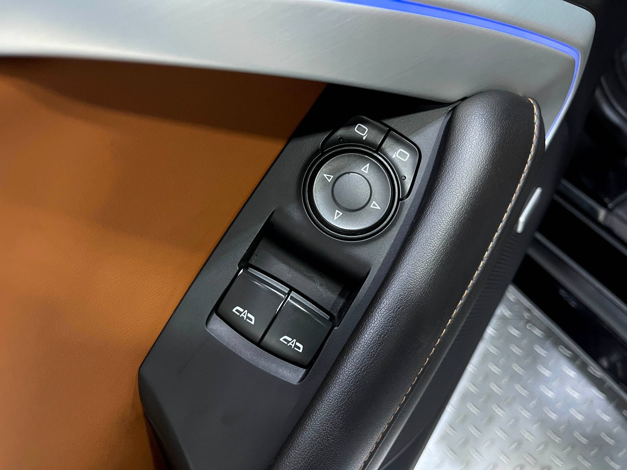 Used 2019 Chevrolet Camaro SS w/ LPO, Ground Effects Package RWD image 16