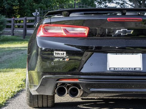 Used 2018 Chevrolet Camaro ZL1 w/ LPO, ZL1 Protection Package RWD image 64