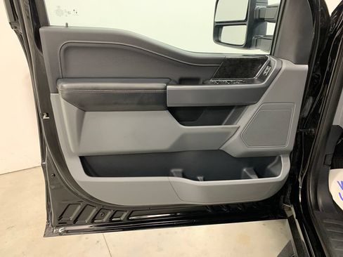 Used 2022 Ford F150 XLT w/ Equipment Group 301A Mid AWD/4WD image 18