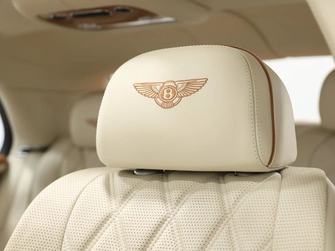 Used 2016 Bentley Flying Spur W12 image 21
