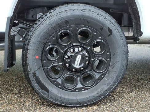 New 2026 Ford F250 Lariat w/ Black Appearance Package AWD/4WD image 11