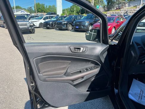 Used 2021 Ford EcoSport SE FWD image 7