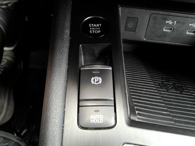 Used 2025 Nissan Kicks SV FWD image 42