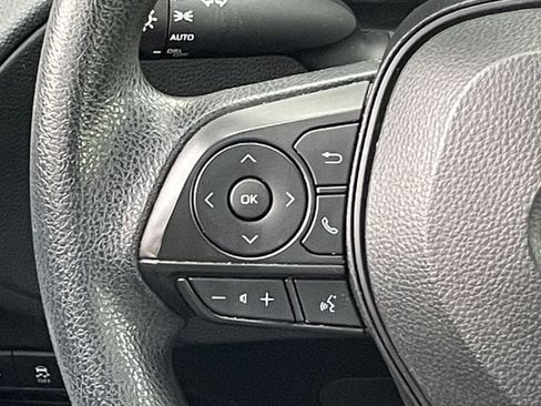 Used 2023 Toyota Corolla Cross AWD Hybrid image 13